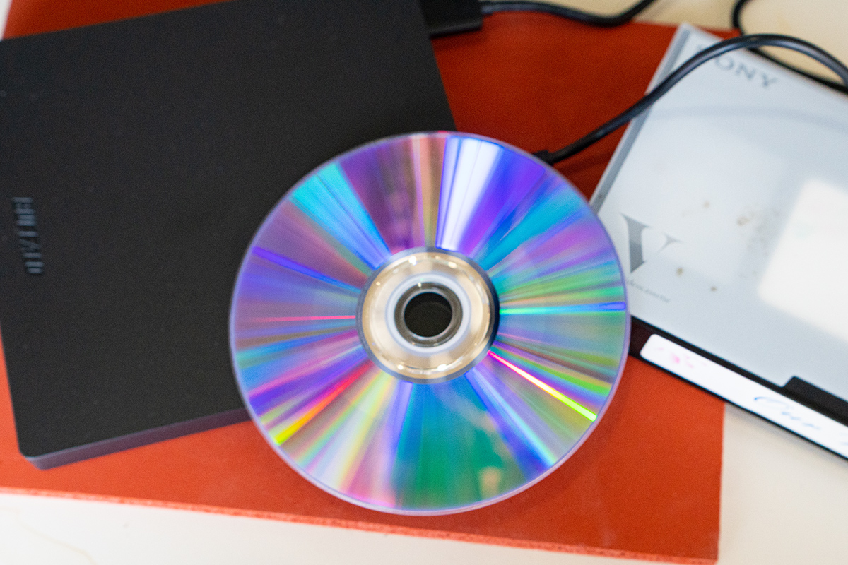 スマホ修理店でDVDダビングを扱うには｜需要と作業上の注意点